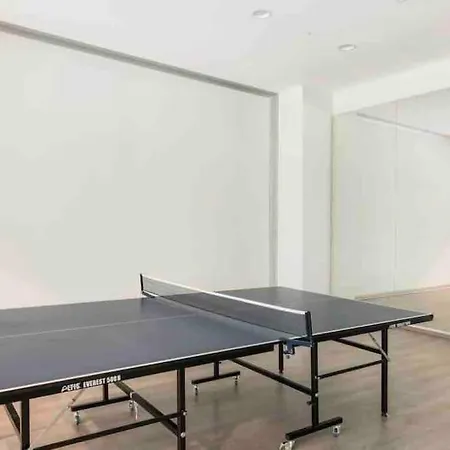 Luxurious Three-bedroom House With 24/7 Security Estambul